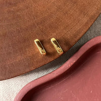 Brinco Articulado em U Dourado