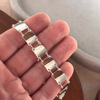 Pulseira Plaquinhas Regulável